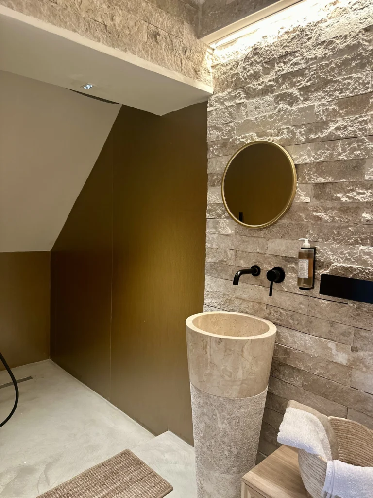 Il bagno – Suite del Pittore