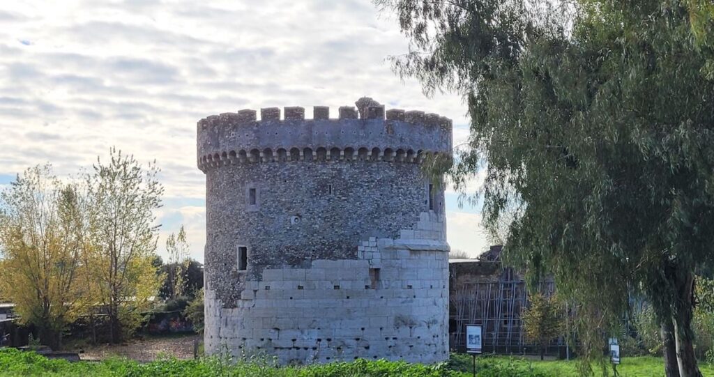 Il Mausoleo dei Plautii a Ponte Lucano